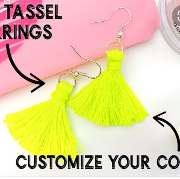 Johnny was tassels - Picture 13 of 16